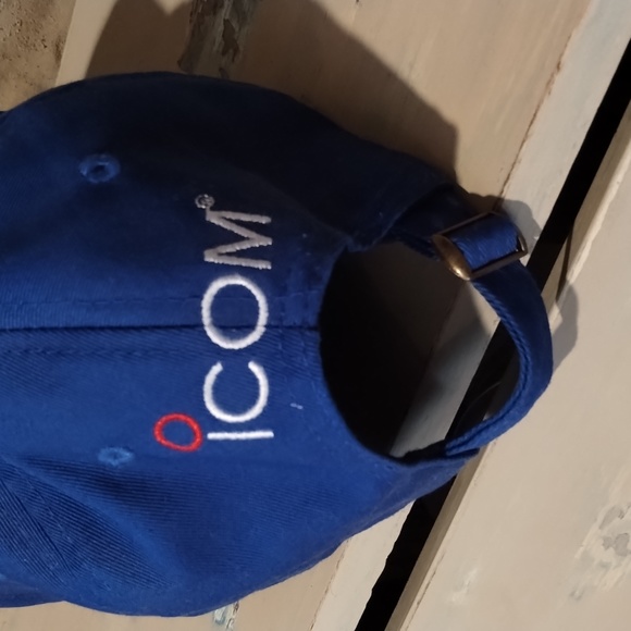 Men's Cap Adjustable ICOM Logo - Picture 3 of 4